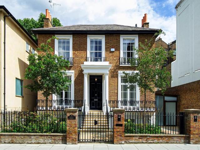House for sale in Kensal Town, Bayswater