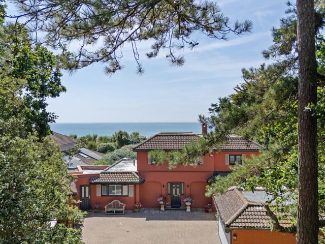 House for sale in Rose Green, Clapham