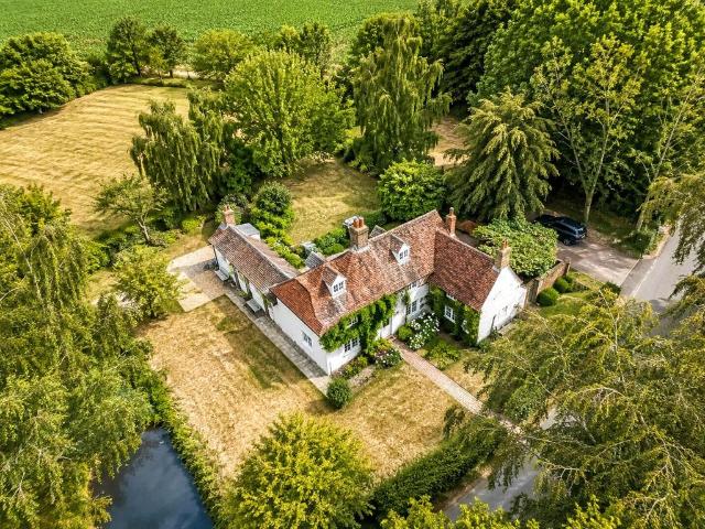 House for sale in Heathlands, East Sussex