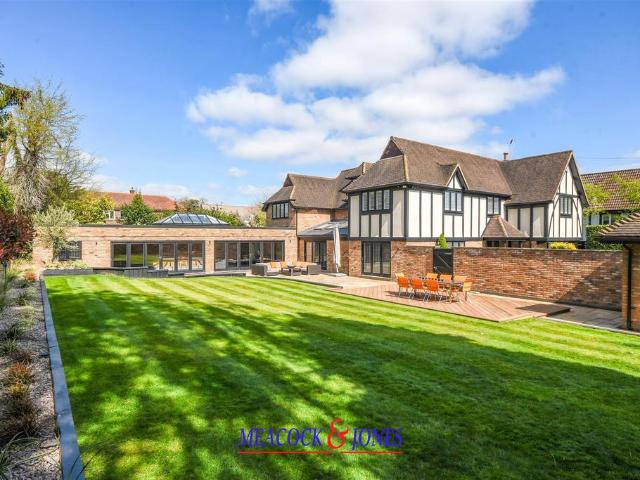 House for sale in Hutton, Navestock Side