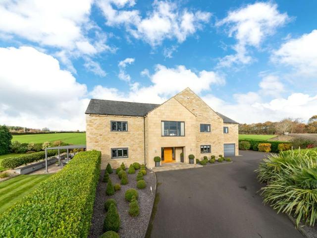House for sale in Flockton, West Yorkshire