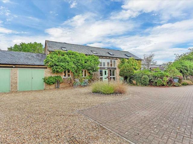 House for sale in Olney