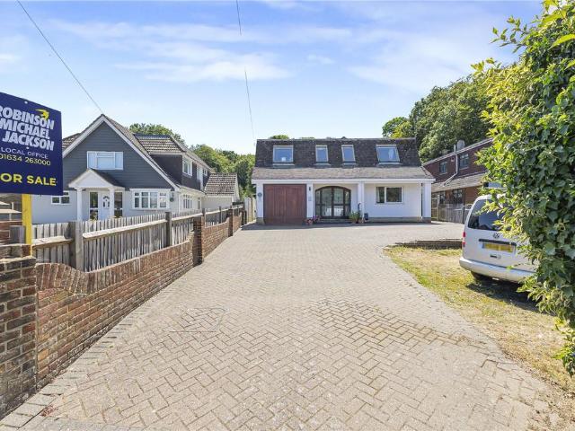 House for sale in Wigmore, Gillingham