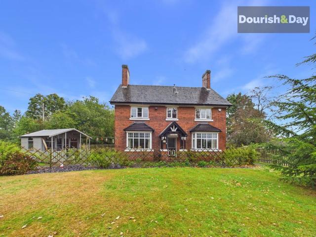 House for sale in Baswich, Staffordshire