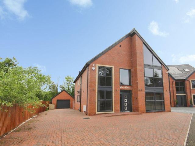 House for sale in Stallingborough