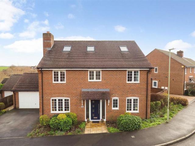 House for sale in Barton Stacey, Hampshire