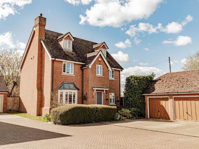 House for sale in Oad Street, Kent