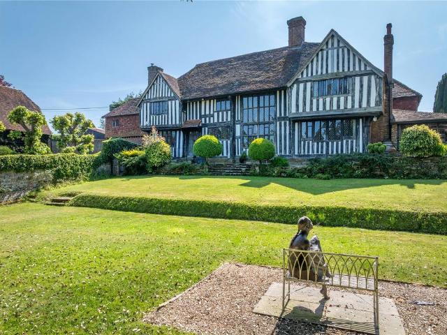 House for sale in Sandown Park, Kent