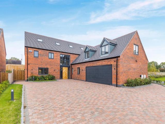 House for sale in Allesley, West Midlands