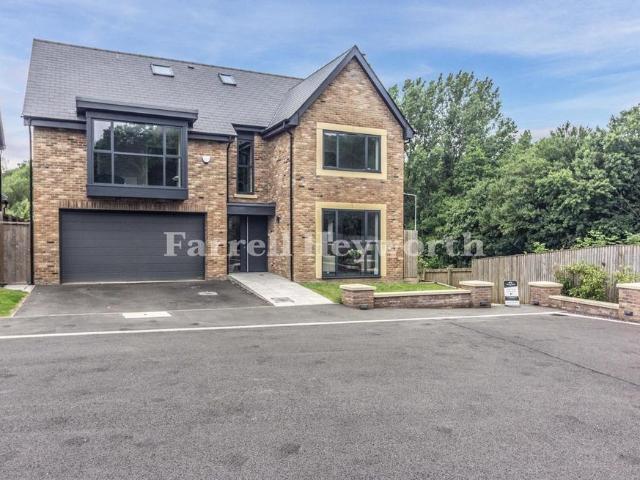 House for sale in Higher Bartle, Lancashire