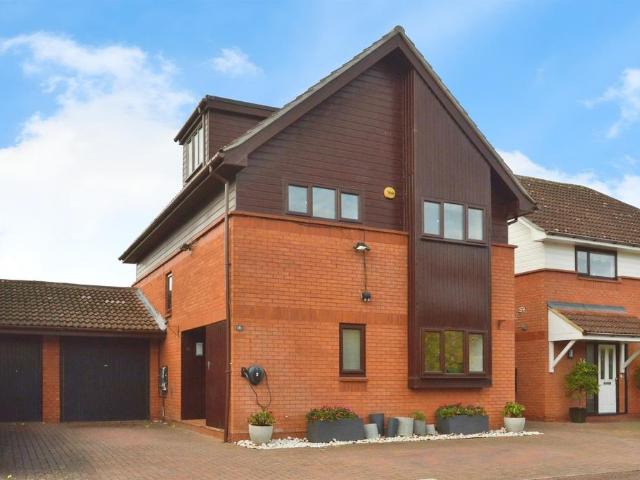 House for sale in Great Linford, Milton Keynes