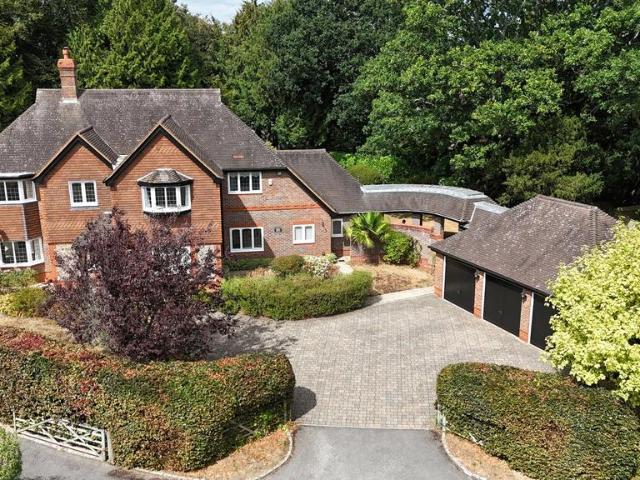 House for sale in Brockenhurst, New Forest