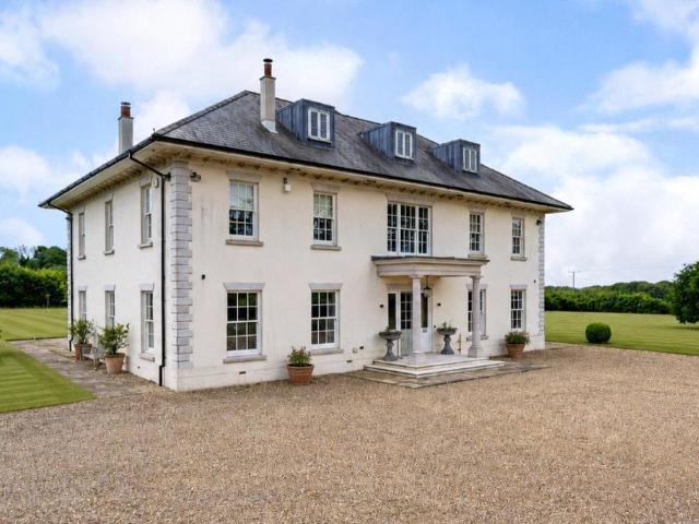 House for sale in Bolton Low Houses, Hampshire