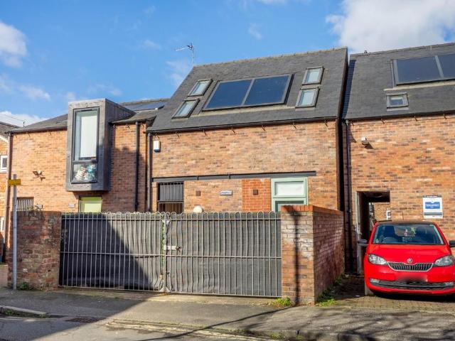 House for sale in The Groves, York