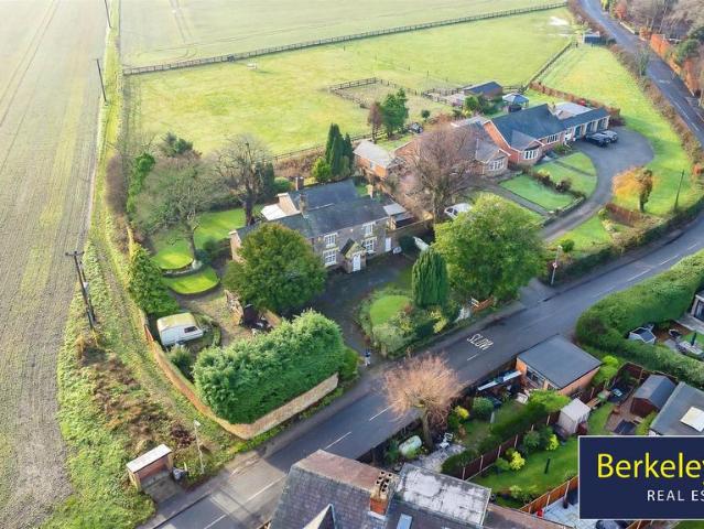 House for sale in Melling, Sefton