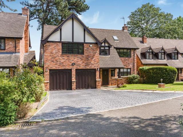 House for sale in Sutton Coldfield, West Midlands