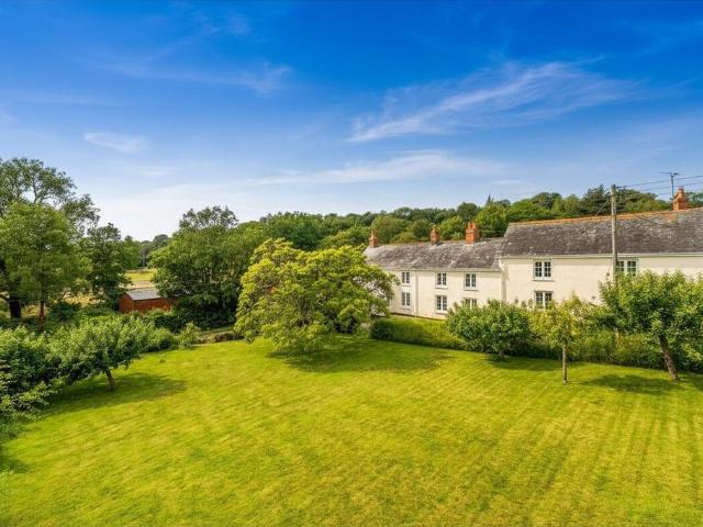 House for sale in Pitminster, Somerset