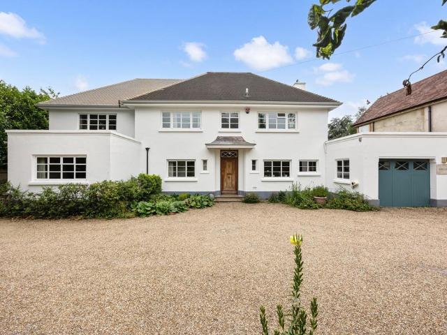 House for sale in Horsham, West Sussex