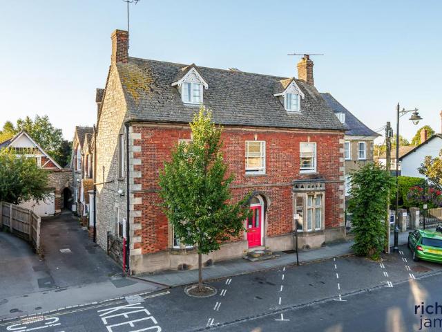 House for sale in Vastern, Wiltshire