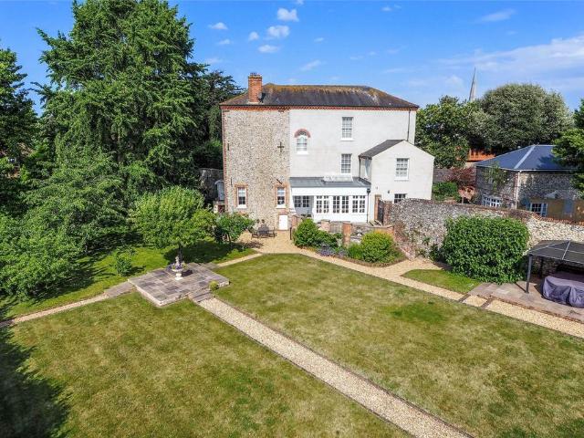 House for sale in Chichester, Littlecote