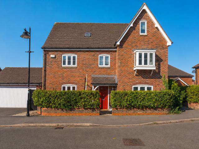 House for sale in Amesbury