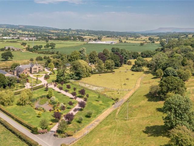 House for sale in Paradise, Lancashire