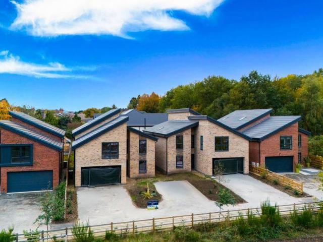 House for sale in Gedling, East Midlands
