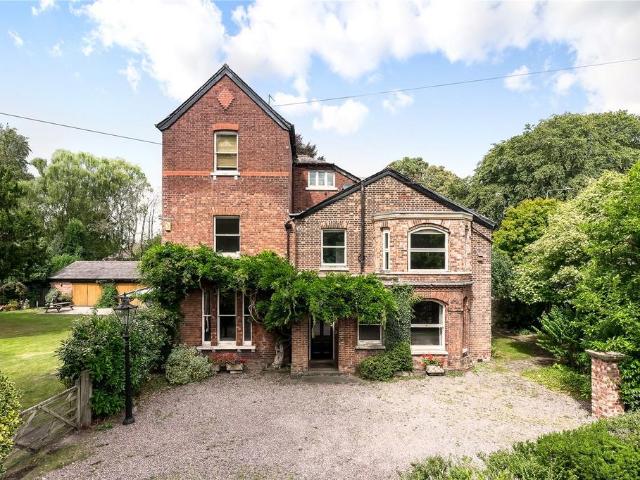 House for sale in Knutsford