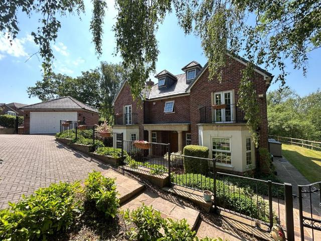 House for sale in Middlewich