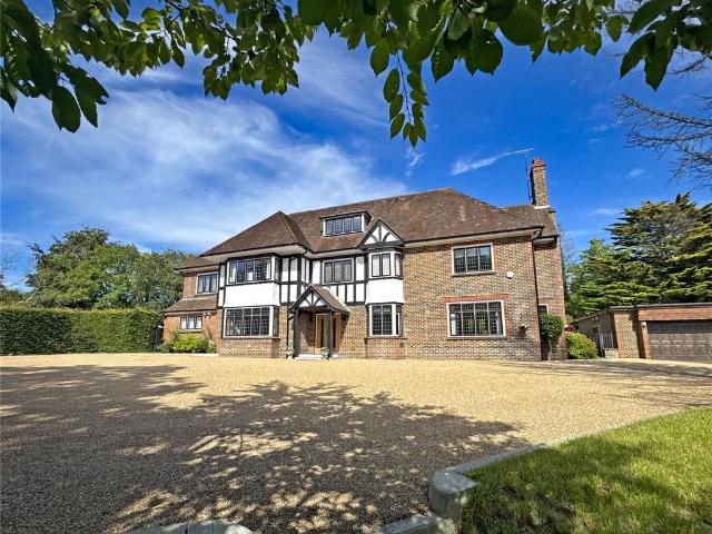 House for sale in Saint Hill Green, Perryfields