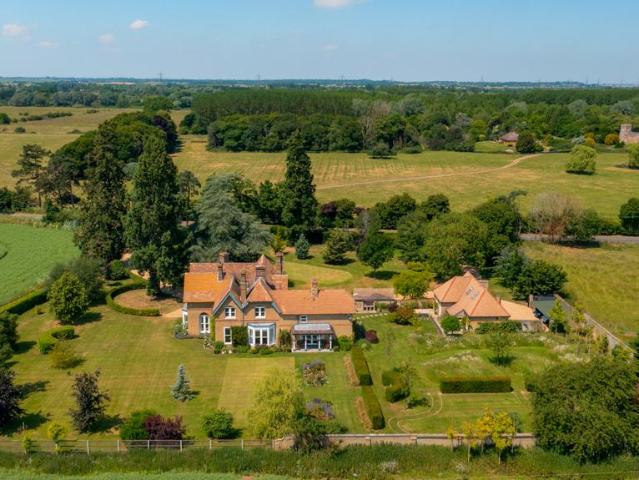 House for sale in Bedford