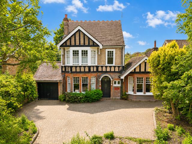 House for sale in Roundwood, Five Acres
