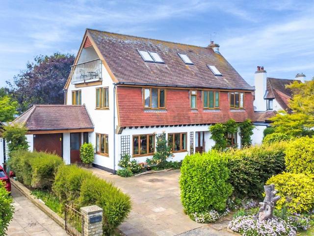 House for sale in Clapham, West Sussex
