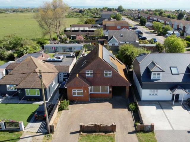 House for sale in Folkestone, Kent