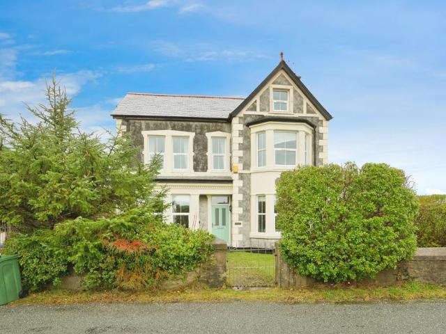 House for sale in Abersoch, Wales