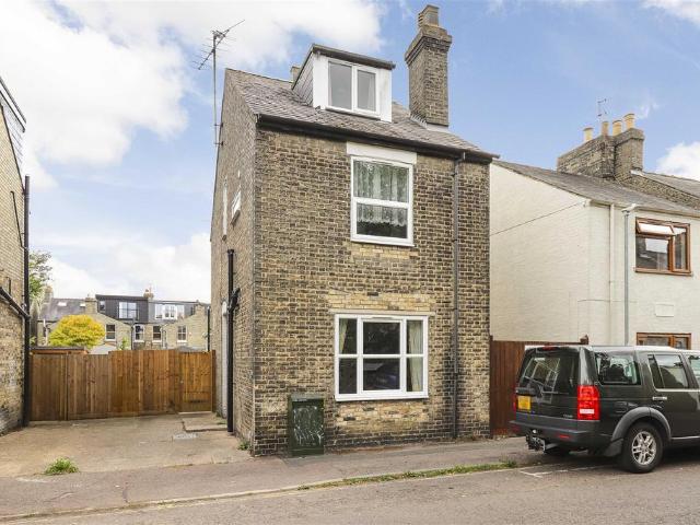House for sale in Romsey, Cambridge