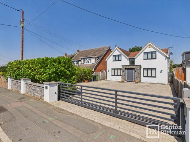 House for sale in Queens Park, Billericay