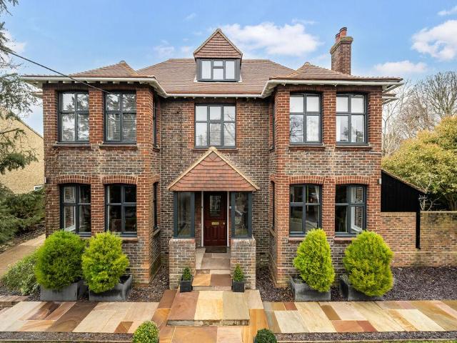 House for sale in Hunton, Midway