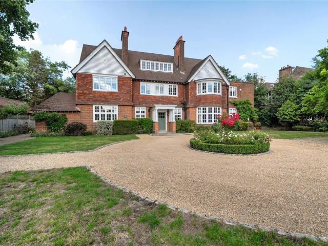 House for sale in Bickley, Greater London