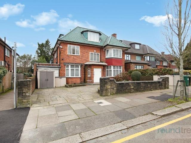 House for sale in Hendon Central, Isle Of Man