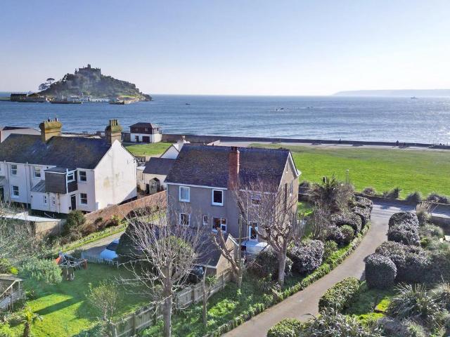 House for sale in Marazion