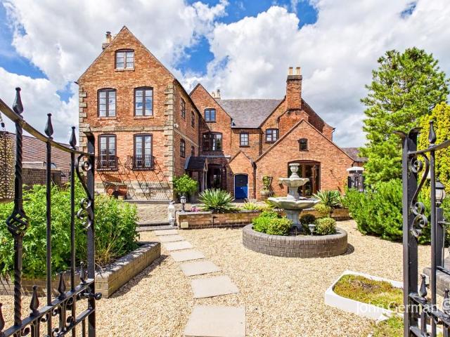 House for sale in No Man's Heath, Gun Hill