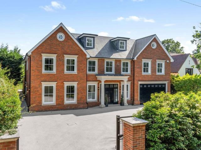 House for sale in Hutton, Brentwood