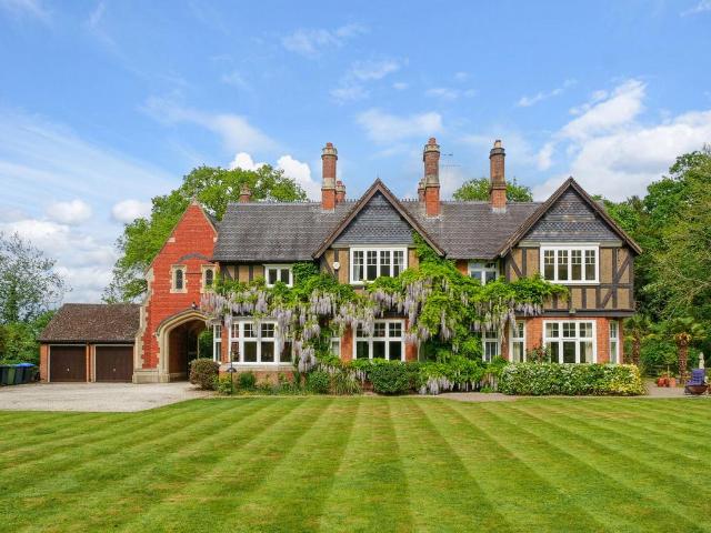 House for sale in New Bilton, Warwickshire