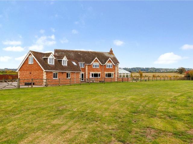 House for sale in Bushton, Wiltshire