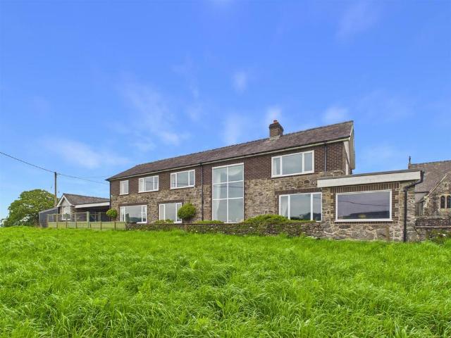 House for sale in Wales