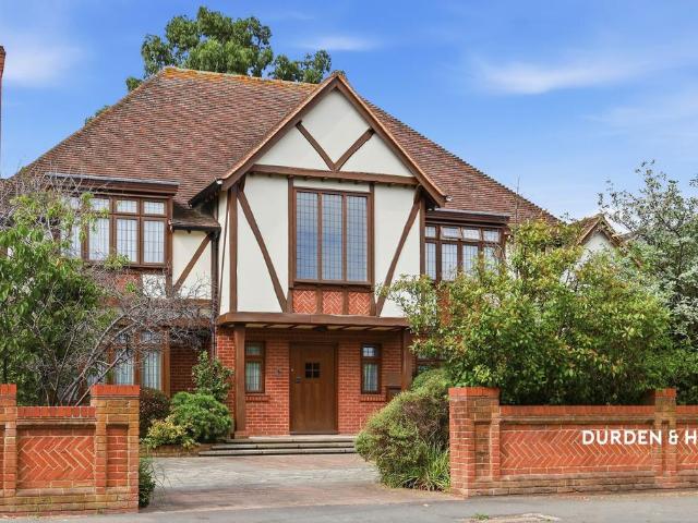 House for sale in Emerson Park, Greater London