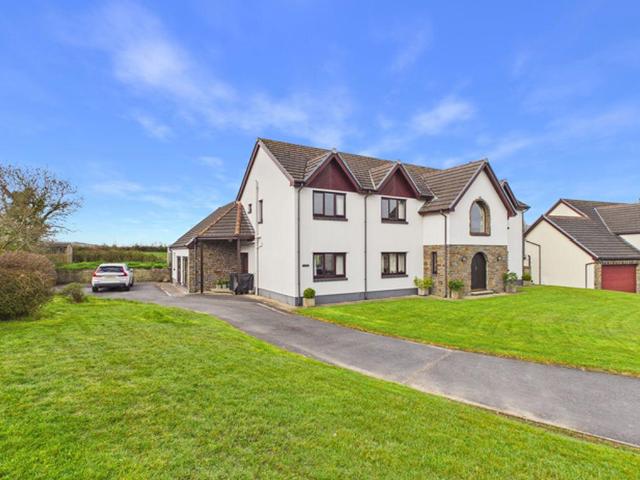 House for sale in Gorslas, Wales