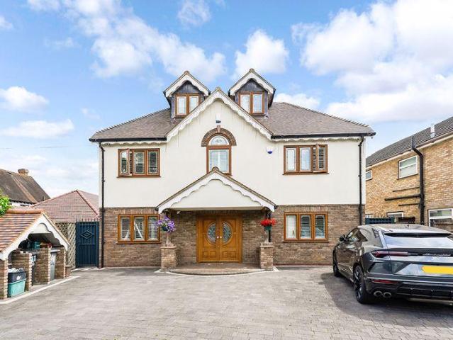 House for sale in Broxbourne, Hertfordshire