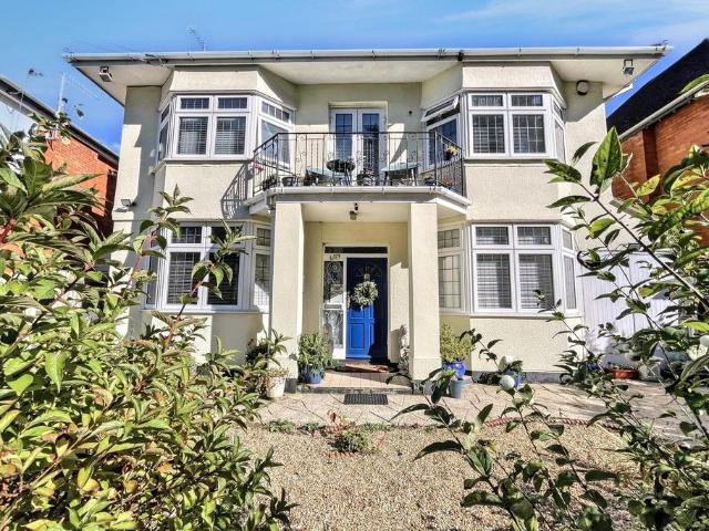House for sale in Charminster, Bournemouth